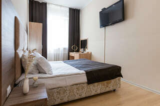 Гостиница Белый Дом Геленджик Четырехместный номер «Комфорт»-5