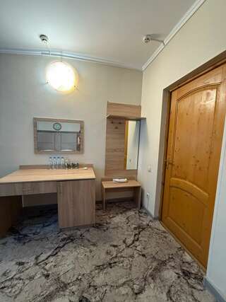 Гостиница Белый Дом Геленджик Семейный номер-6