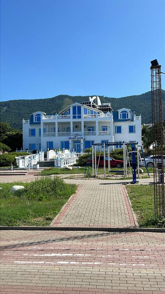 Гостиница Белый Дом Геленджик-36