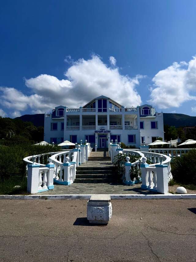 Гостиница Белый Дом Геленджик-35