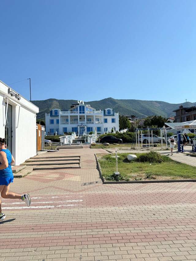 Гостиница Белый Дом Геленджик-31