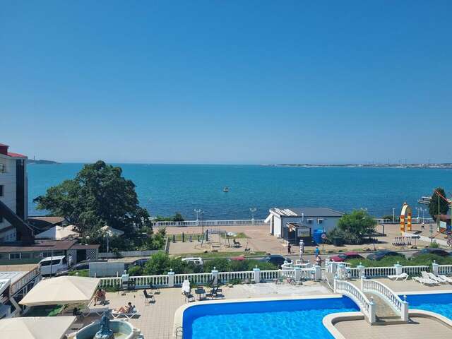 Гостиница Белый Дом Геленджик-53